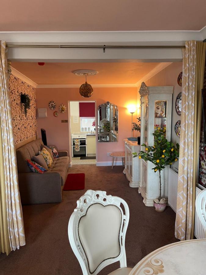 איסטבורן "The Italian" Seafront Apartment מראה חיצוני תמונה